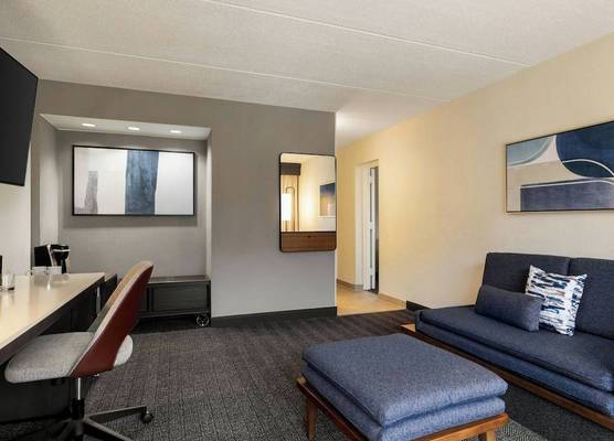 Courtyard by Marriott Atlanta Northlake 1