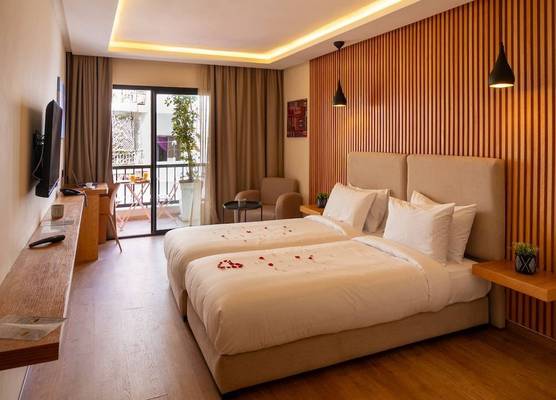 Unico Hotel Maarif 1