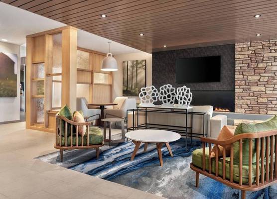 Fairfield Inn & Suites by Marriott Milwaukee West 1