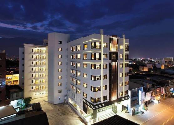 CHECK inn SELECT Hualien LinSen 1