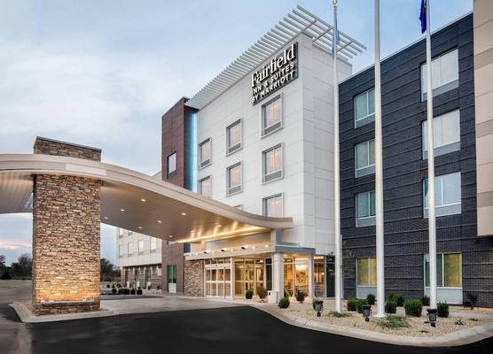 Fairfield Inn & Suites by Marriott Kenosha Pleasant Prairie 1