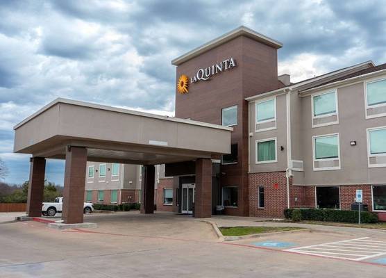 La Quinta by Wyndham Dallas Mesquite 1