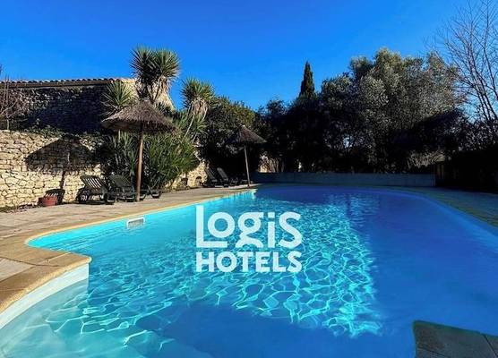 Logis Hotel Restaurant L'Esquielle 1