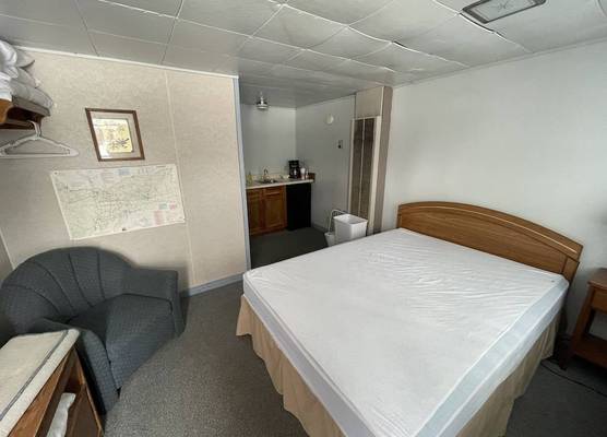 Autrain Motel 1