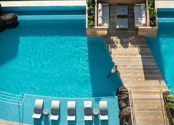 The Ritz-Carlton Residences, Waikiki Beach Hotel 1