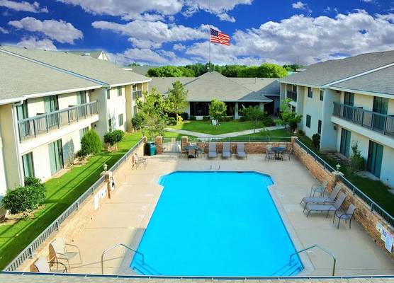 Ashmore Inn and Suites Lubbock 1