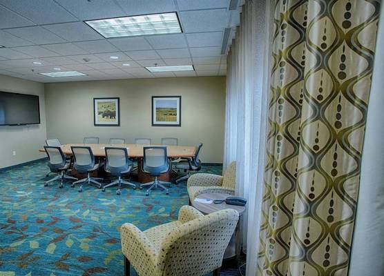 Candlewood Suites FARGO-N. DAKOTA STATE UNIV. by IHG 1