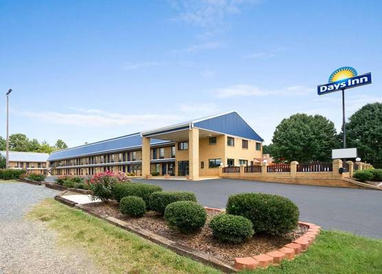 Days Inn by Wyndham Richburg 1