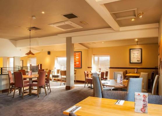 Premier Inn Liverpool North 1