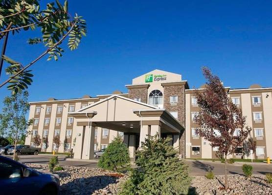 Holiday Inn Express FORT ST JOHN by IHG 1