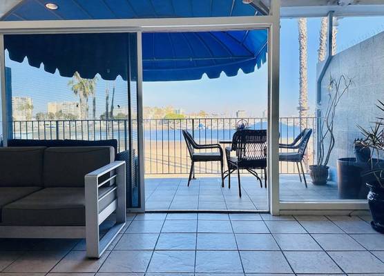 Foghorn Harbor Inn 1