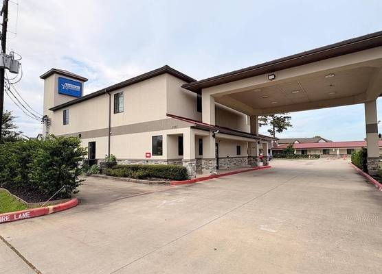 Americas Best Value Inn Houston Veterans Memorial 1