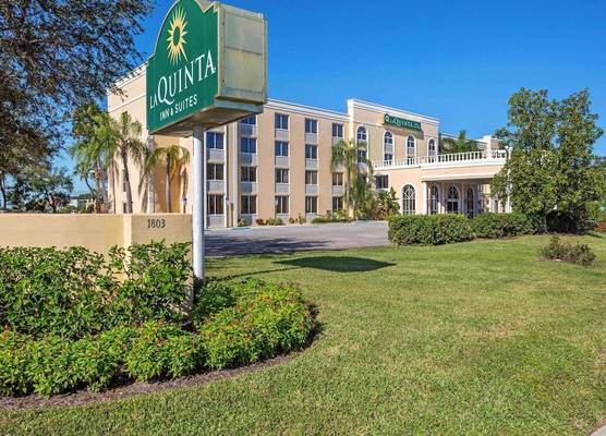 La Quinta by Wyndham Sarasota Downtown 1