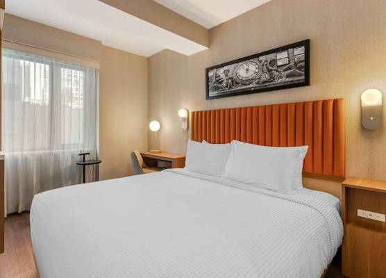 Cambria Hotel New York Times Square 1