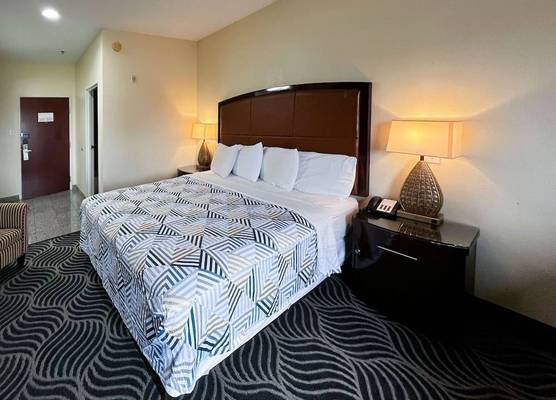 Executive Inn & Suites Breaux Bridge, LA 1