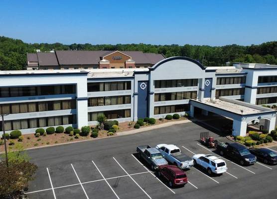 SureStay by Best Western Charlotte Matthews 1