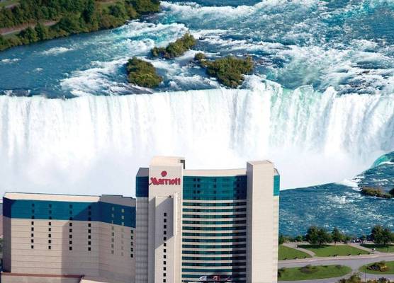 Niagara Falls Marriott Fallsview Hotel & Spa 1