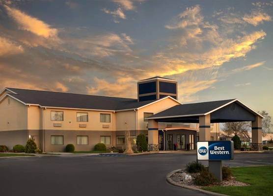 Best Western Brookfield 1