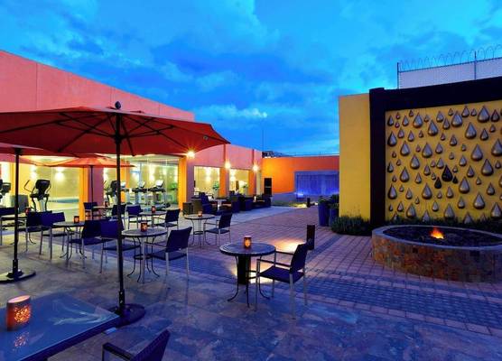 Courtyard Toluca Tollocan 1