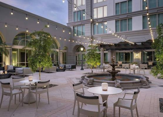 Renaissance Tampa International Plaza Hotel 1