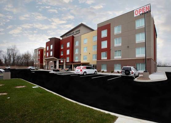 TownePlace Suites by Marriott Louisville Airport 1