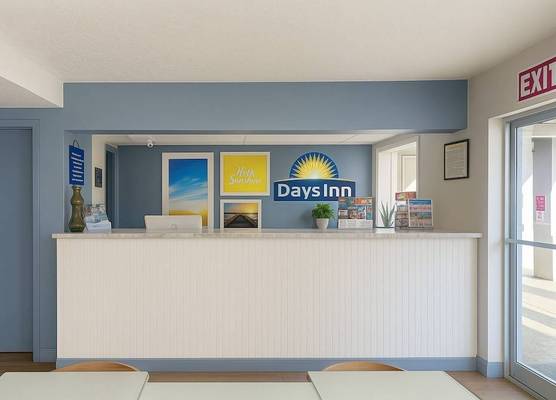 Days Inn by Wyndham Bradenton I-75 1