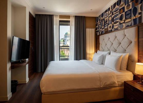 CRYSTAL Hotel Belgrade 1