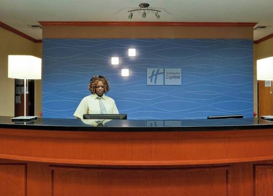 Holiday Inn Express & Suites FAIRFIELD-NORTH by IHG 1