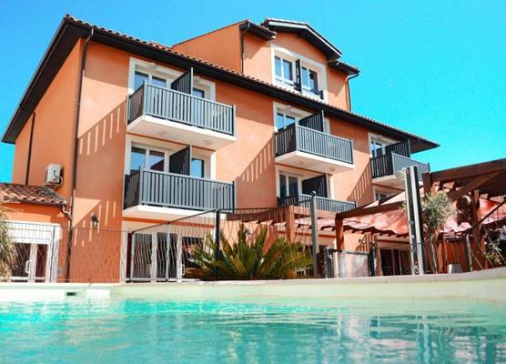 Logis Hotel De La Clape 1