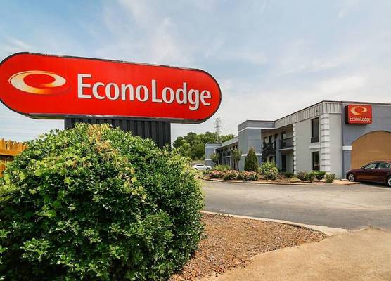 Econo Lodge Research Triangle Park 1