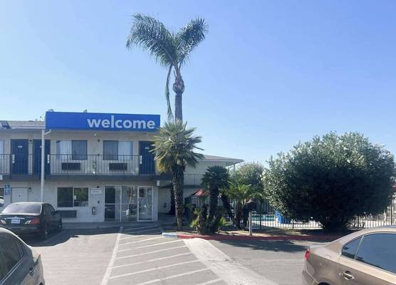 Motel 6 Tulare, CA 1