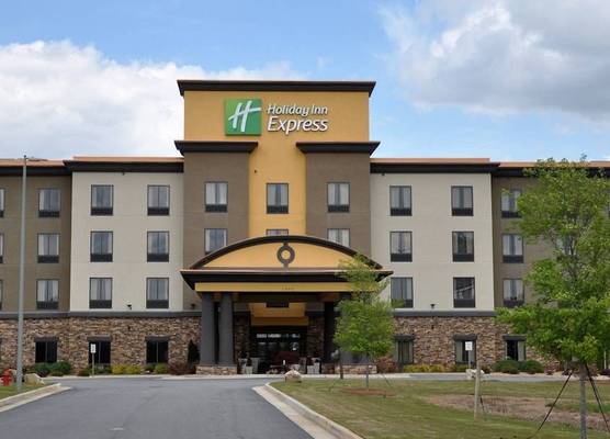 Holiday Inn Express & Suites PERRY-NATIONAL FAIRGROUND AREA by IHG 1