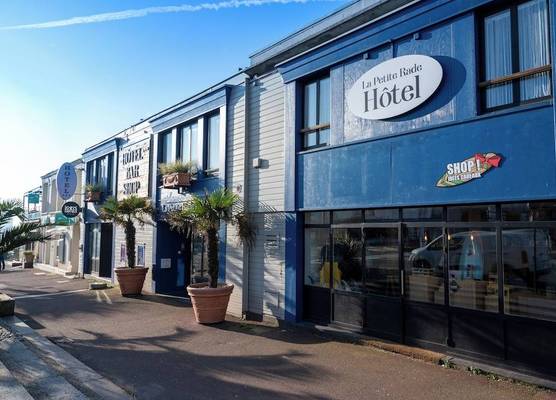 LOGIS HOTEL - La Petite Rade 1