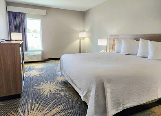 Days Inn by Wyndham LaPlace- New Orleans 1