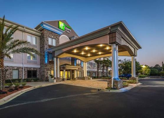 Holiday Inn Express & Suites JACKSONVILLE - BLOUNT ISLAND by IHG 1