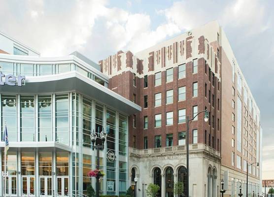 Renaissance Allentown Hotel 1