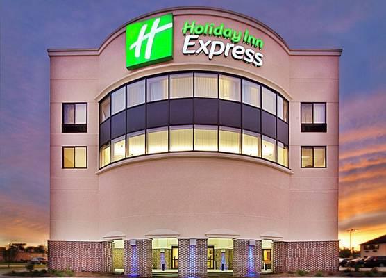 Holiday Inn Express WATERLOO-CEDAR FALLS by IHG 1