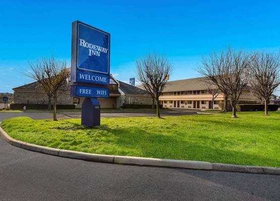 Rodeway Inn Columbus West 1