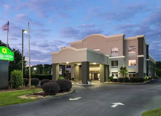 La Quinta by Wyndham Florence 1