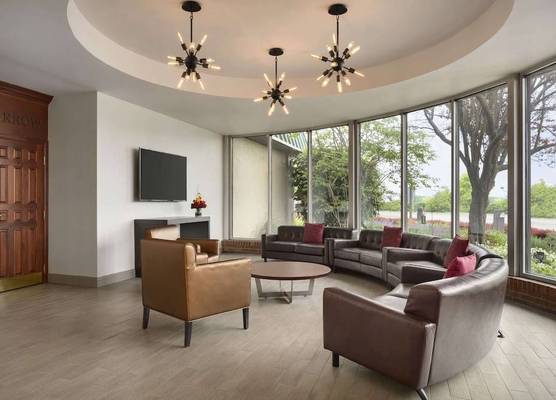 Ramada by Wyndham Beaver Falls 1