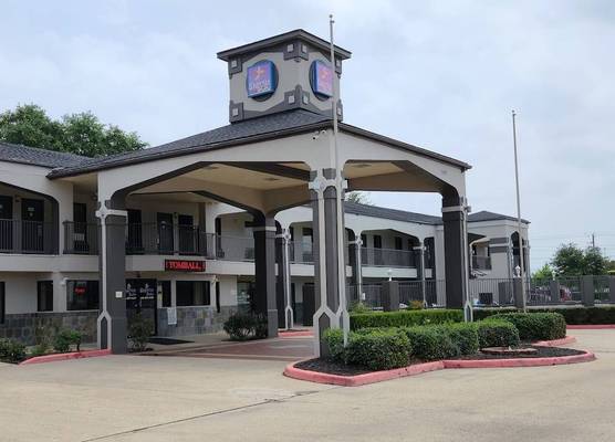 Express Inn Tomball 1