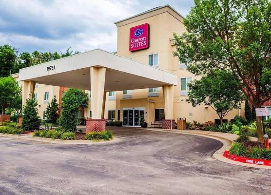 Comfort Suites Independence - Kansas City 1