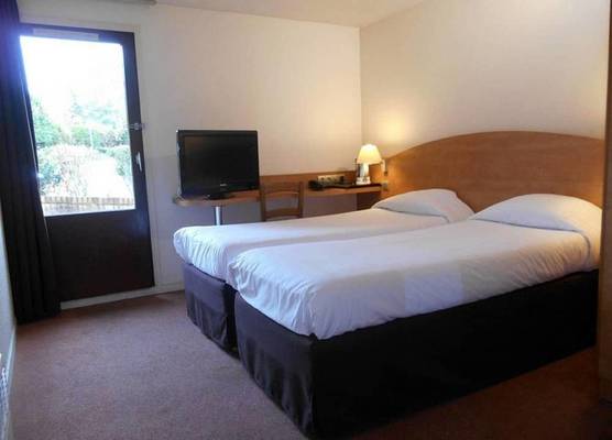 Mondhotel Chelles 1