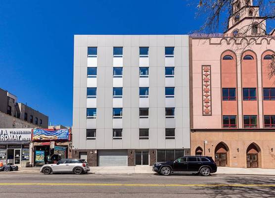 Astoria Inn LaGuardia Hotel 1