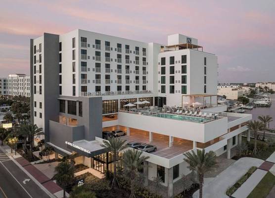 AC Hotel by Marriott Clearwater Beach 1