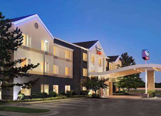 Fairfield Inn & Suites by Marriott Tulsa Central 1
