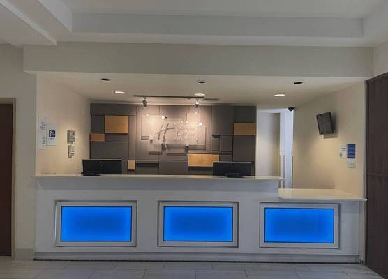 Holiday Inn Express & Suites BILOXI- OCEAN SPRINGS by IHG 1