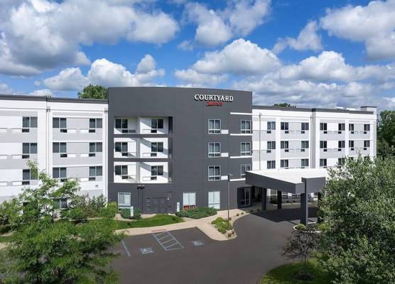 Courtyard by Marriott Philadelphia Bensalem 1