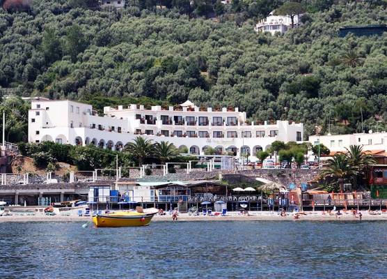 Punta Campanella Resort & Spa 1
