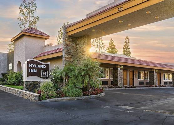 Hyland Inn Brea 1